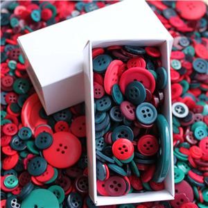 Button Box - Christmas Berry